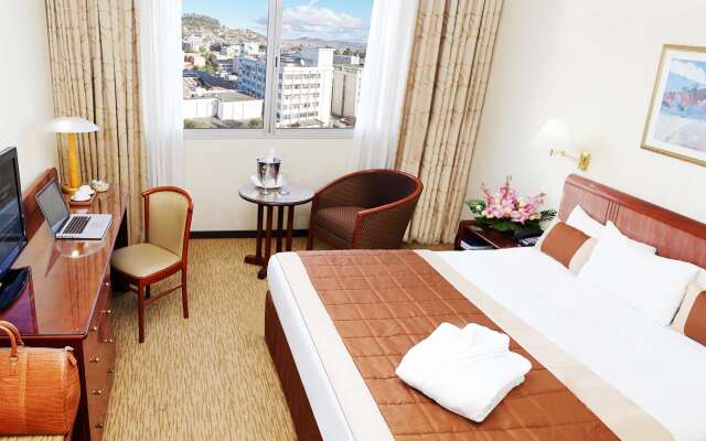 Carlton Hotel