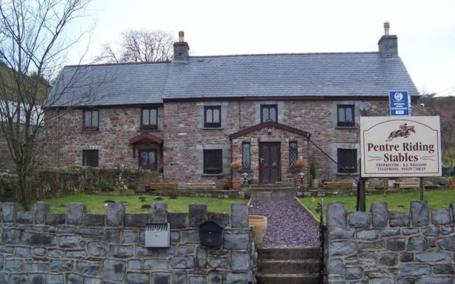 Pentre Riding Stable and Accommodation