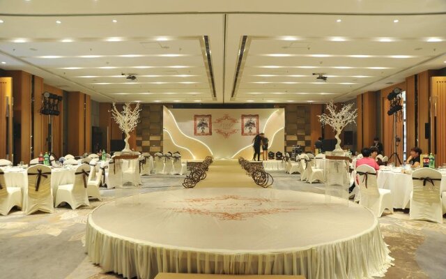Grand Metropark Orient Hotel