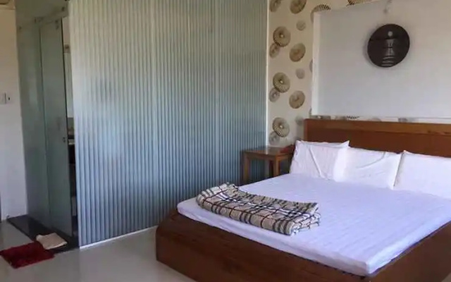 Ngoc Huyen Hotel 2