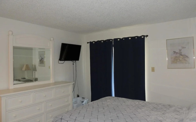 Summertree Village by Beach Vacations