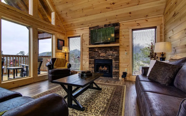 Critter Cove 2 Bedrooms 2 Bathrooms Home