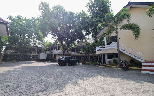 Airy Syariah Dr Wahidin 43 Bojonegoro