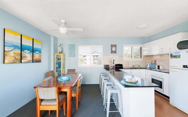 Intrepid, Unit 4/3 Intrepid Close