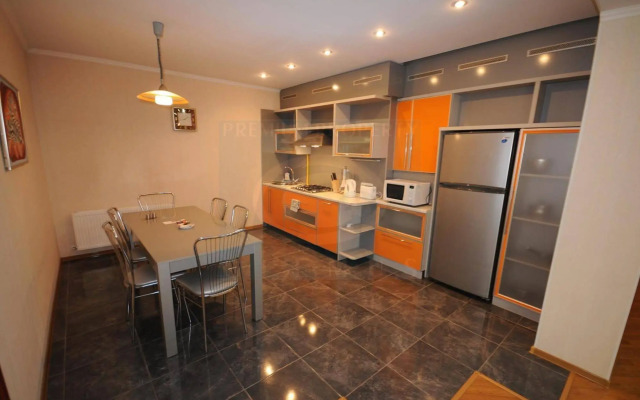 City Spring Apartments