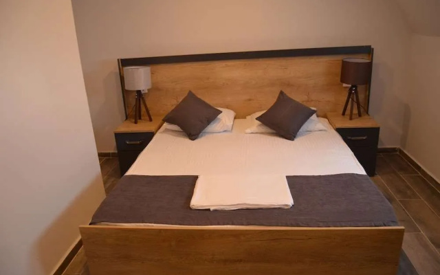 Palmiye Quars Hotel