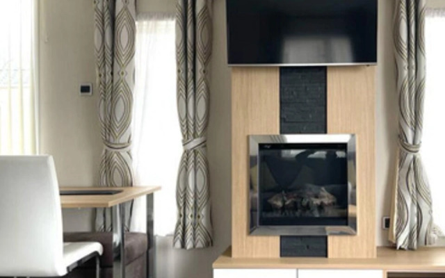 Luxury 3 bed Mobile Home on the sea
