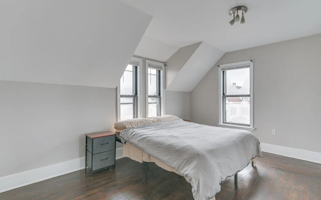 Pet-friendly Malden Apartment: 7 Mi to Boston!