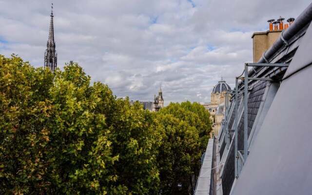 Luxury Apartment on the Ile de la Cité