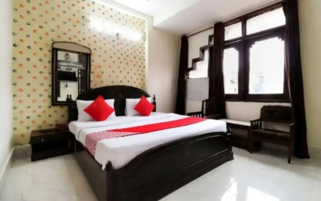 Oyo 40431 Hotel Amar Prem