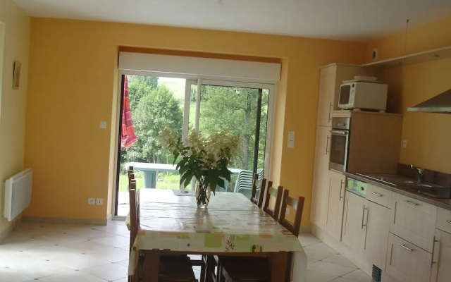 Cozy Cottage in Normandy France with Private Garden