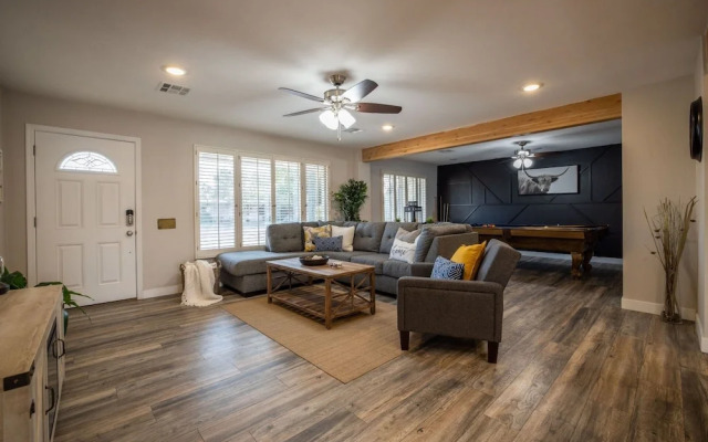 Scottsdale Osborn 3 Bedroom Home by RedAwning