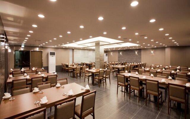 Yousung Hotel