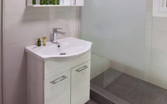 Beautiful apt near the sea by GHH