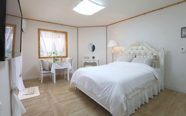 Yellow star Pension