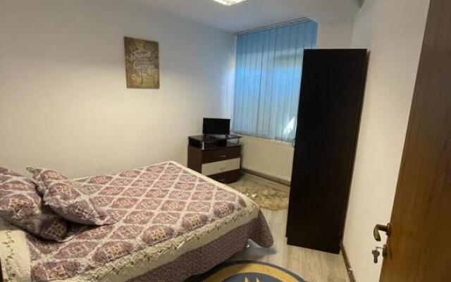 Apartament Mioritza 2B