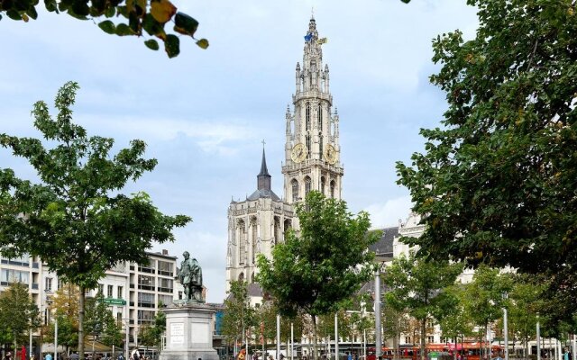 Antwerp Central Youth Hostel