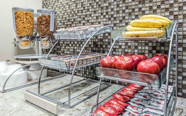 Clarion Inn Pittsburgh Cranberry