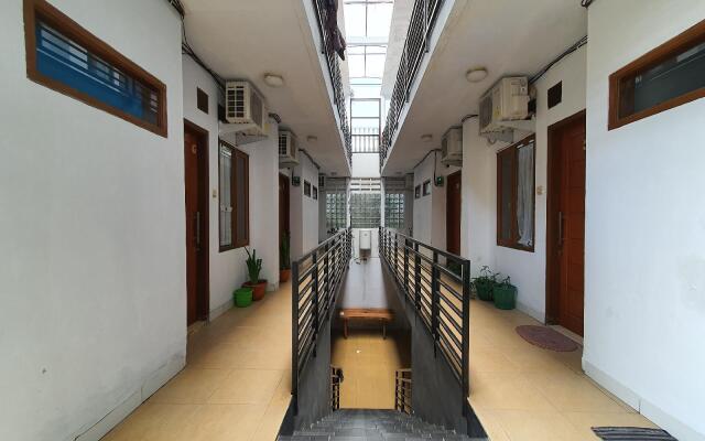 OYO 569 Cigadung Guest House Syariah
