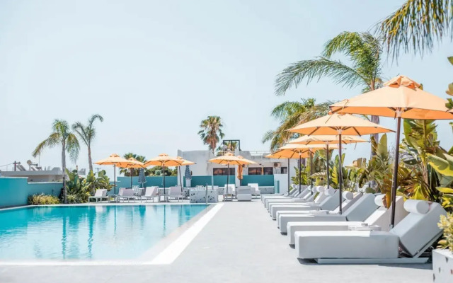 Mazoren Art Hotel