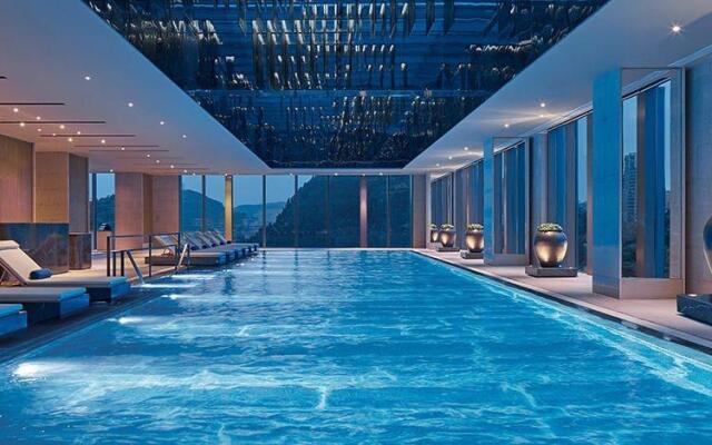 New World Guiyang Hotel