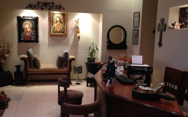Roka Plaza Hotel Boutique