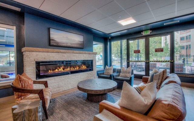 Ge At Breckenridge Chateaux 1023 2 Bedroom Condo by RedAwning