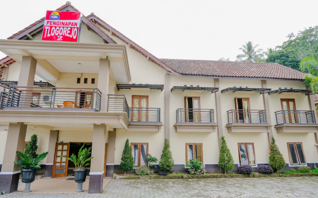 Hotel Tlogorejo 2 by OYO Rooms