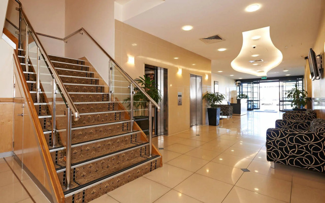 Rydges Mackay Suites