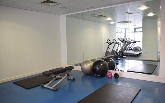 Beautiful 3 Bed Penthouse with Gym