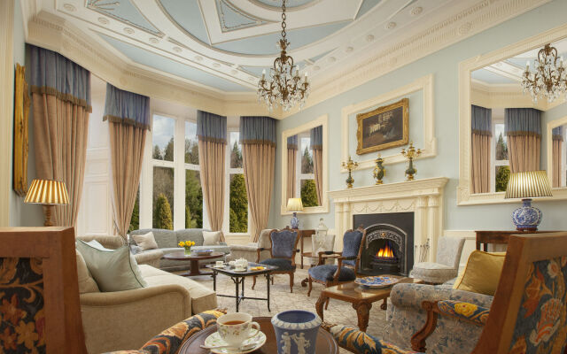 Crossbasket Castle Hotel & Restaurant