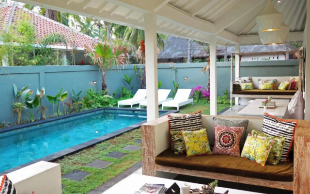 Gili Khumba Villas