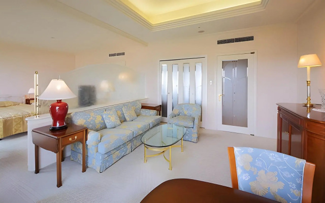 Hotel Springs Makuhari