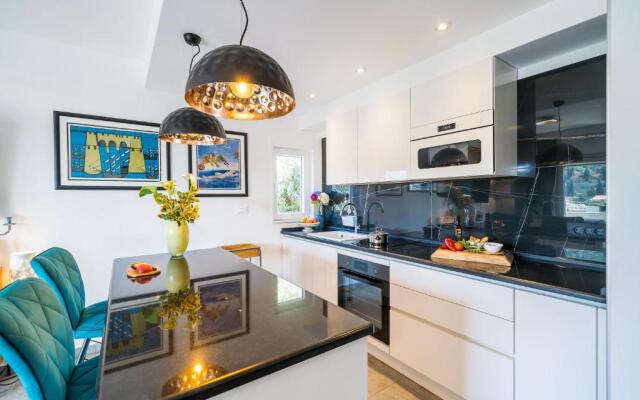 Apartments Swallow's Nest