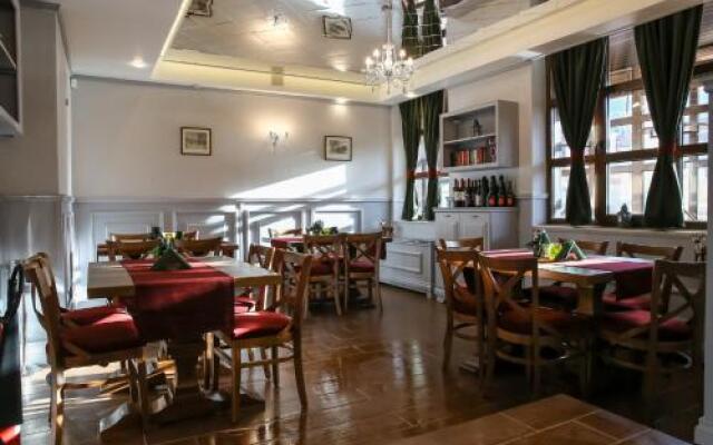 7 Pools Boutique Hotel & Spa