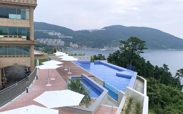 Hotel SangSang & Private SangSang Pool Villa