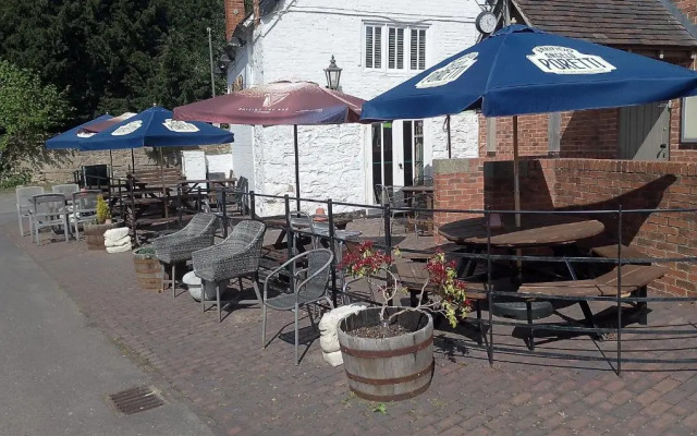 The Hardinge Arms Hotel