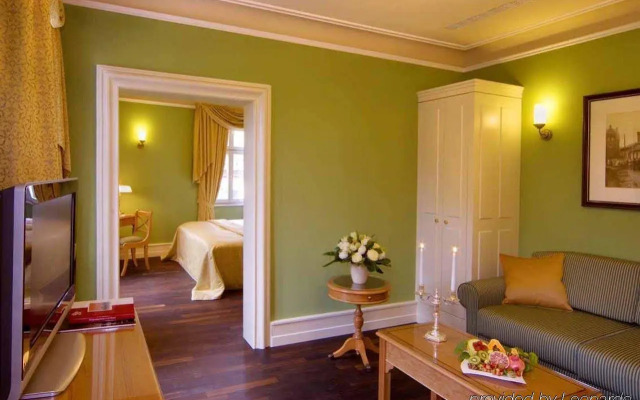 Hotel Schloss Reinhartshausen