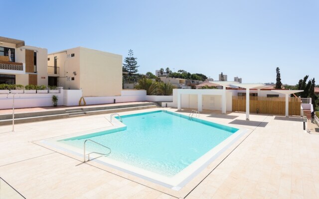 Las Americas Downtown Apartment, Prime location