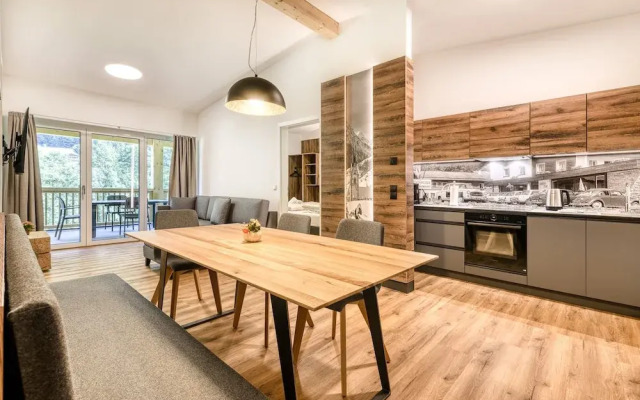 Brandnerhus Nr 13 - Balkon 3-zimmer Ferienwohnung
