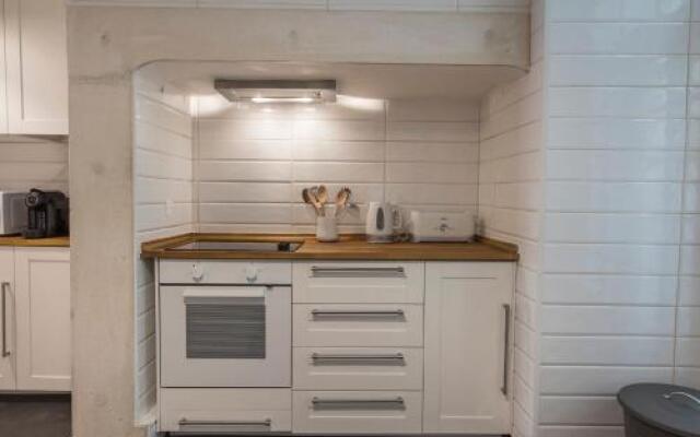Lovelystay - Spacious 2br Downtown - 5 Min To River