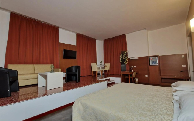 Hotel Mareschi Palace