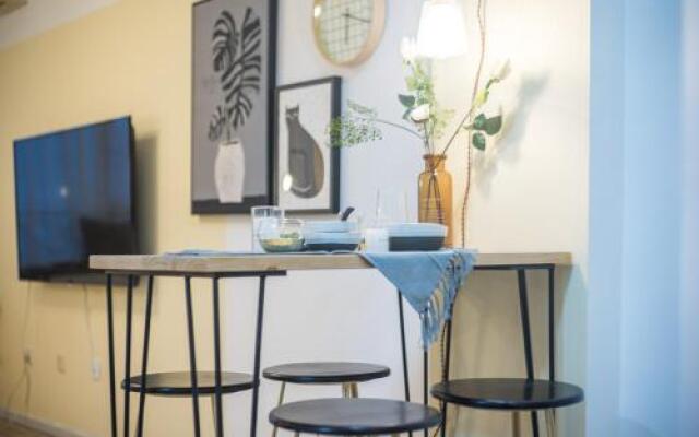 Chengdu Qingyang Wenshu Temple Locals Apartment 00144660