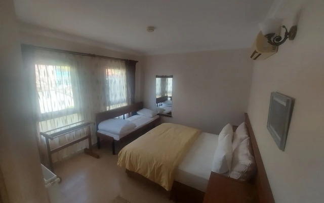 Ayisigi Otel
