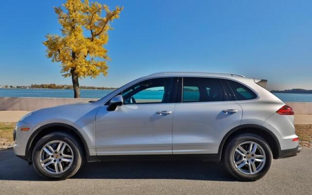 Great Value South End Studio!