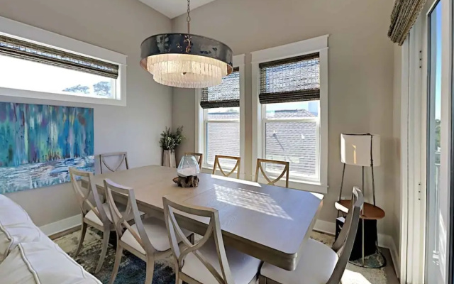 View From The Top by Southern Vacation Rentals