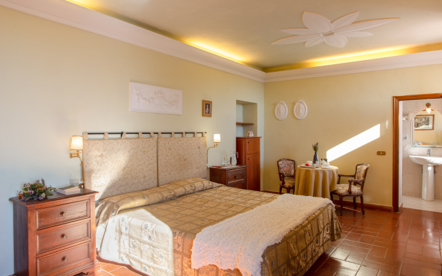 Hotel Casafrassi Wine Resort