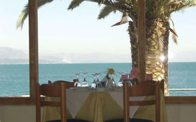 Kanelli Beach Hotel