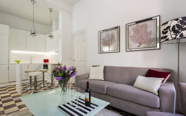 Private Terrace 5 Min Walk To Cathedral 2Bd Apartment Galera Ii