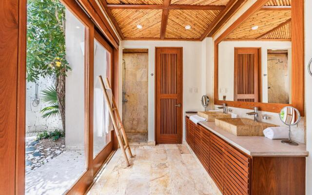 Stylish Bungalow at Green Village w Picuzzi AB3